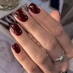 Los mejores aceites para cuidar tus uñas durante un paseo por Extremadura: Análisis y comparativa